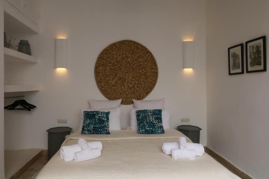 Riad103 chauffée sur le jacuzzi in rooftop&pool SPA Marrakesh Exterior foto