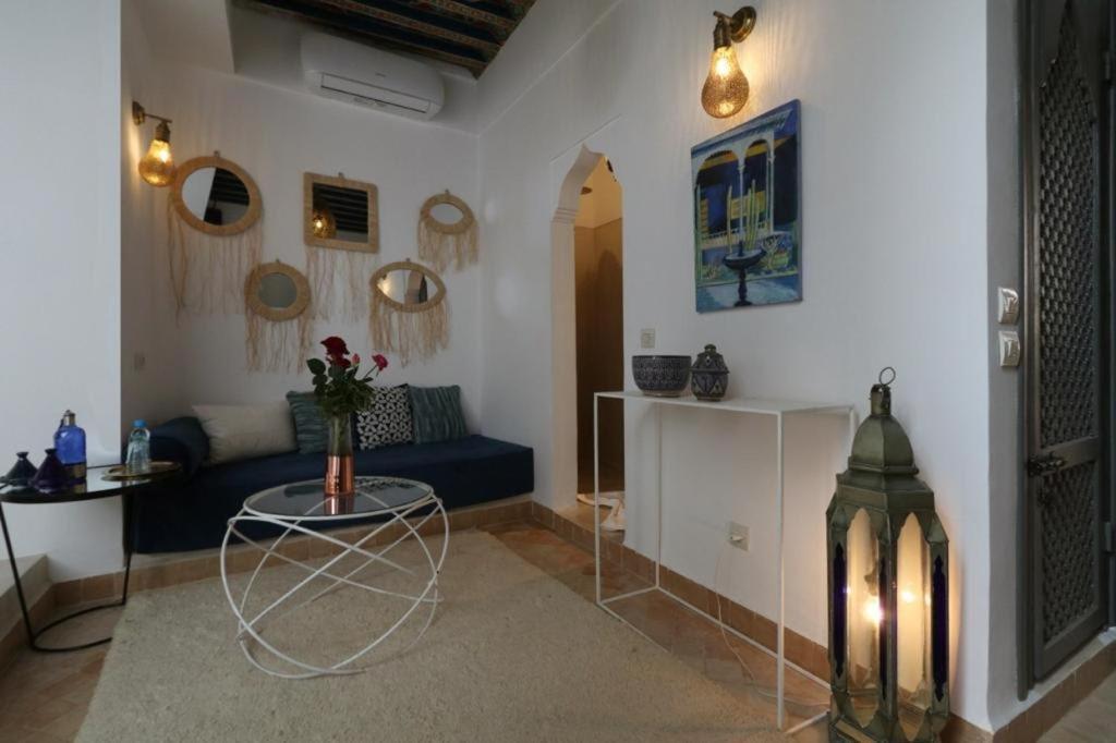 Riad103 chauffée sur le jacuzzi in rooftop&pool SPA Marrakesh Exterior foto