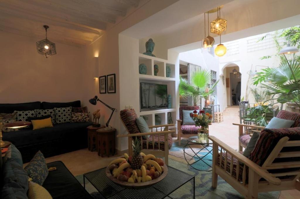Riad103 chauffée sur le jacuzzi in rooftop&pool SPA Marrakesh Exterior foto