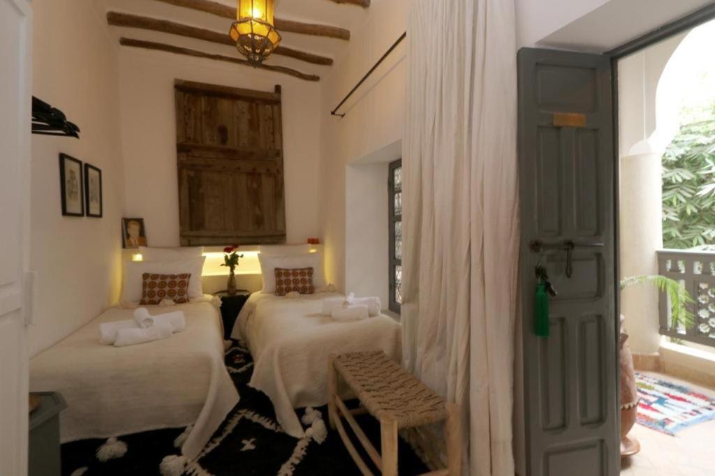 Riad103 chauffée sur le jacuzzi in rooftop&pool SPA Marrakesh Exterior foto